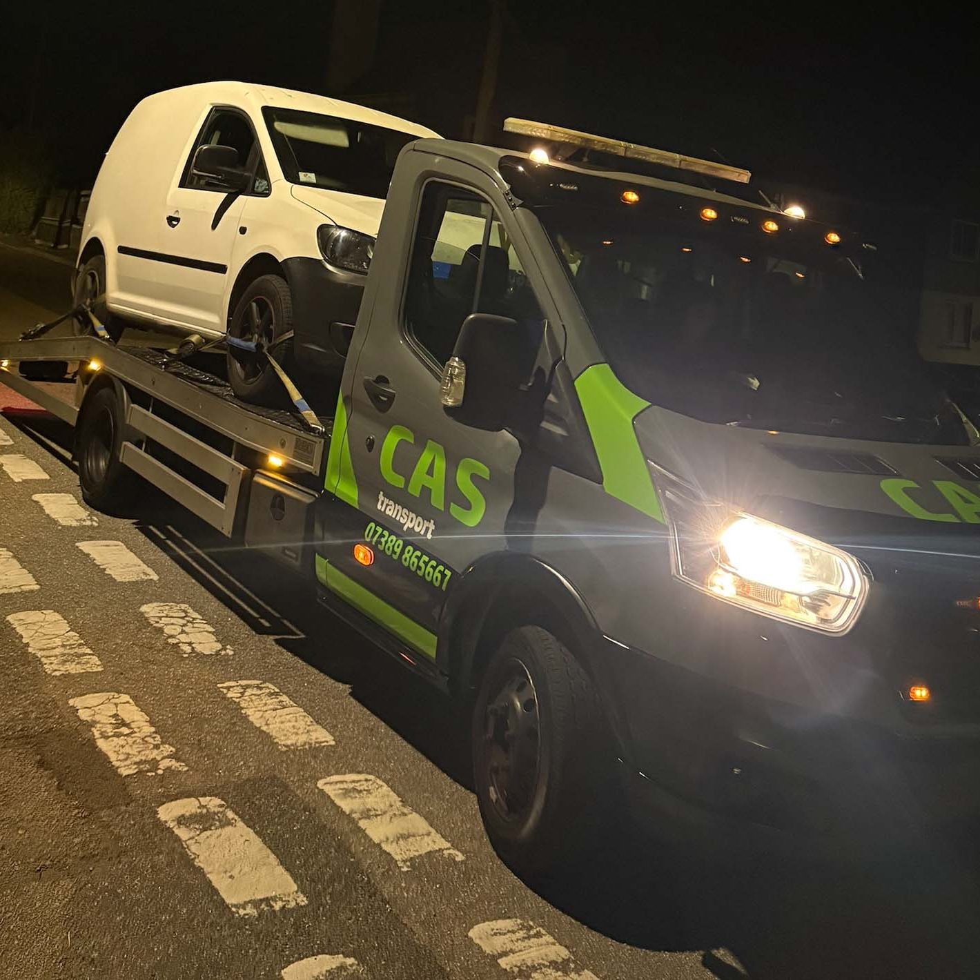 Cas Transport picking up a white van in Cornwall